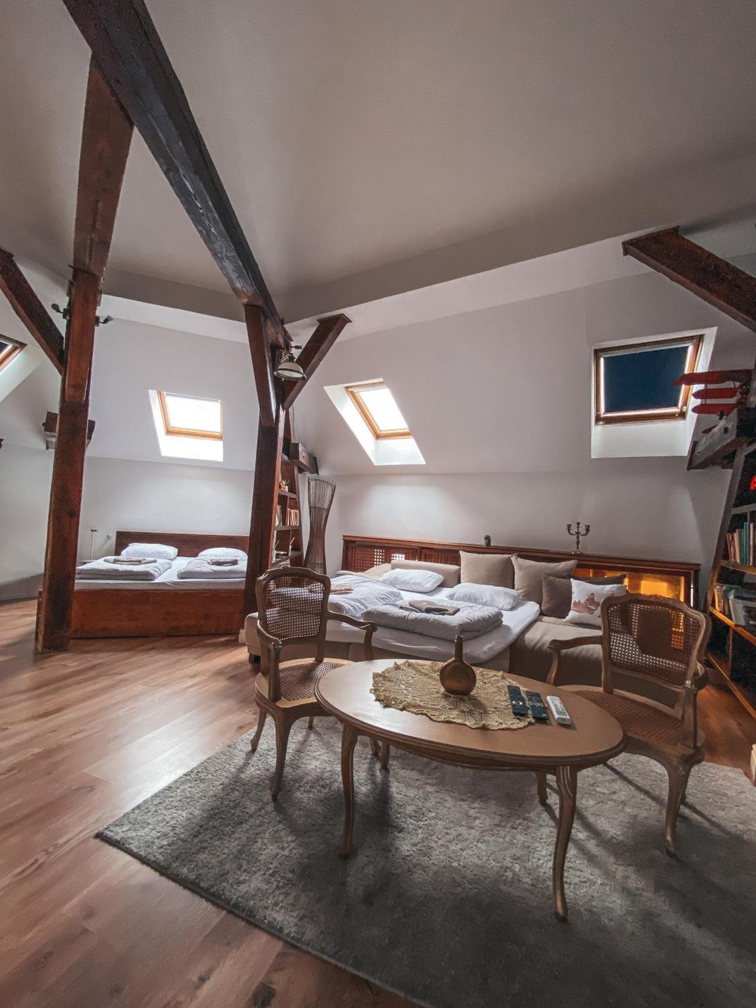 Blue Lotus Apartments Bratislava Dış mekan fotoğraf